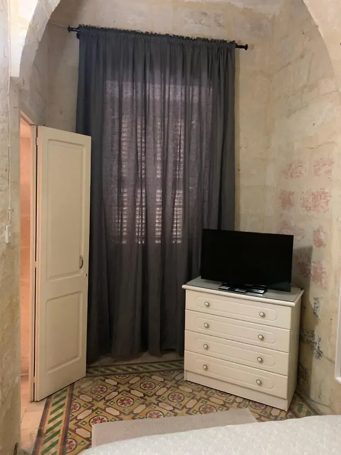 2 Bedroom Apartment In The Centre Of Valletta